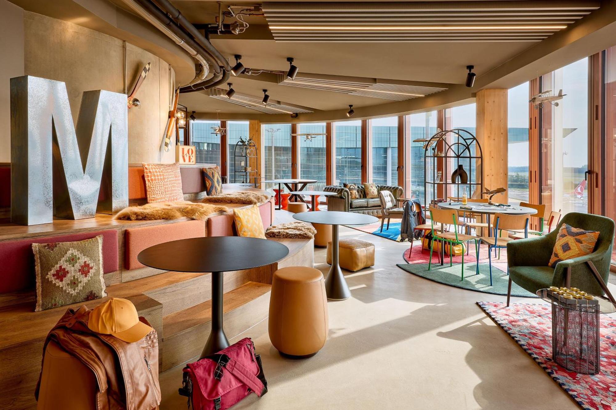 Moxy Luxembourg Airport 호텔 Niederanven 외부 사진