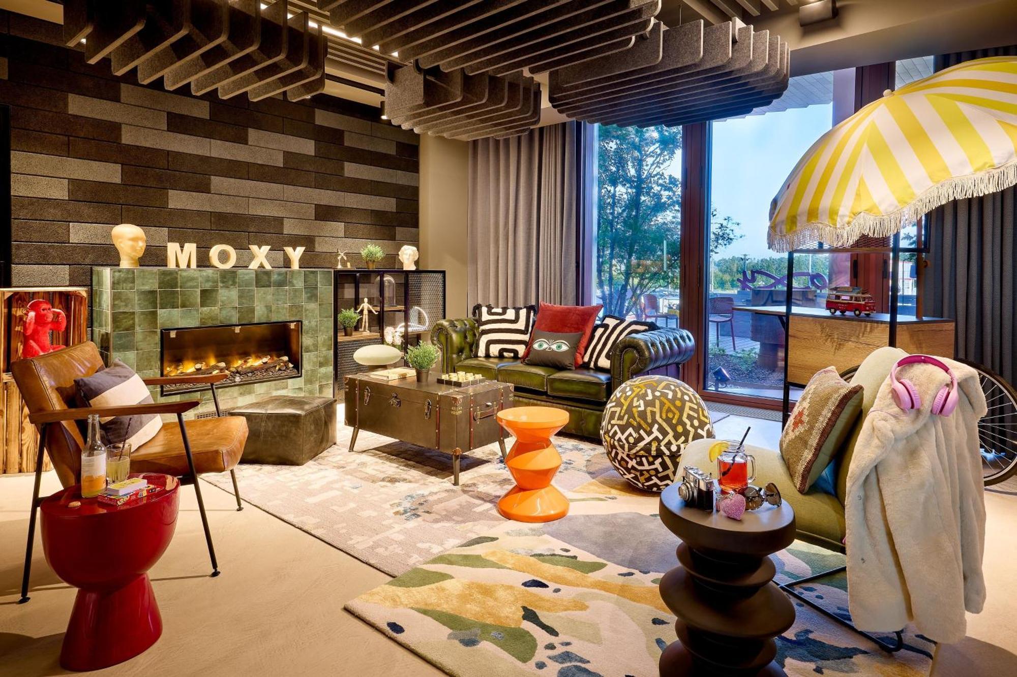 Moxy Luxembourg Airport 호텔 Niederanven 외부 사진