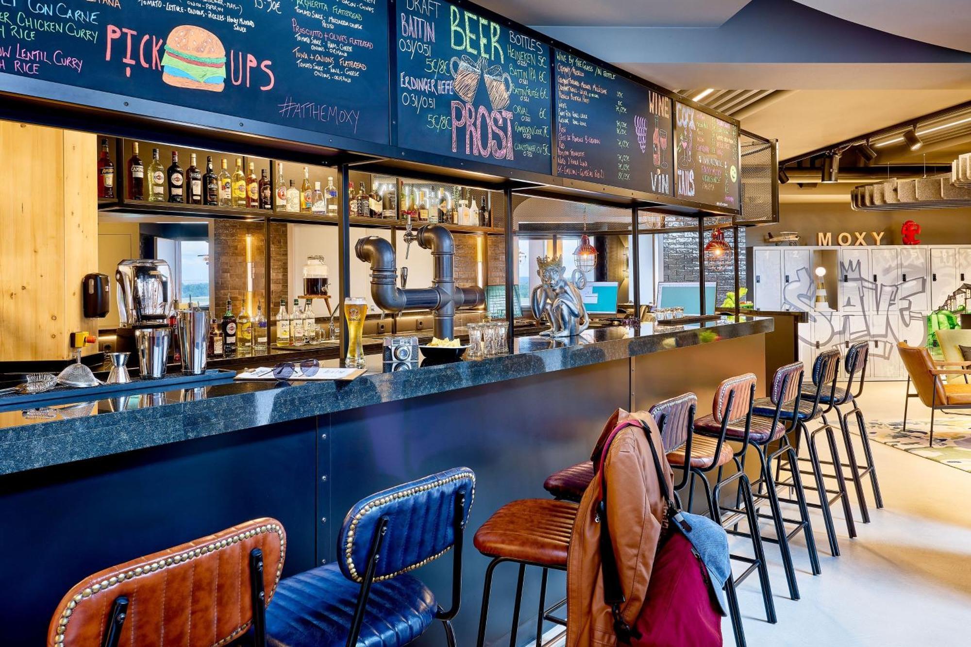 Moxy Luxembourg Airport 호텔 Niederanven 외부 사진