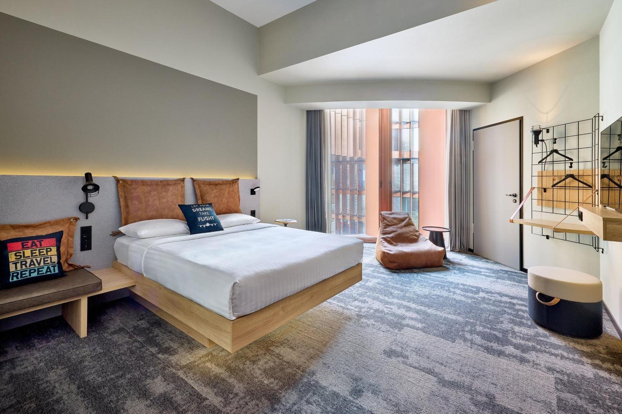 Moxy Luxembourg Airport 호텔 Niederanven 외부 사진